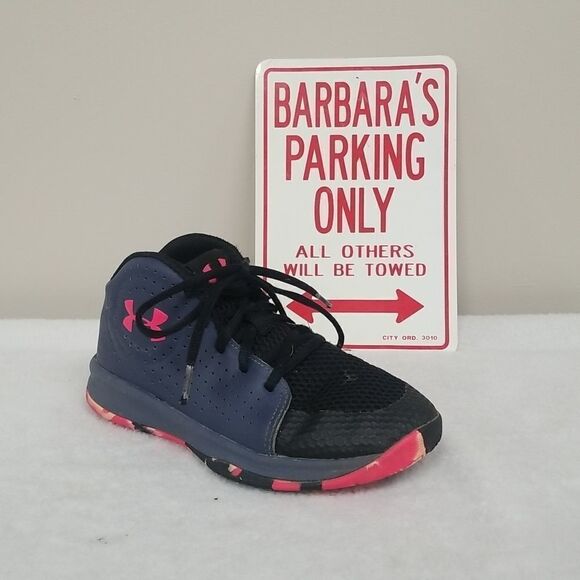 UNDER ARMOUR YOUTH SNEAKERS - Picture 1 of 8